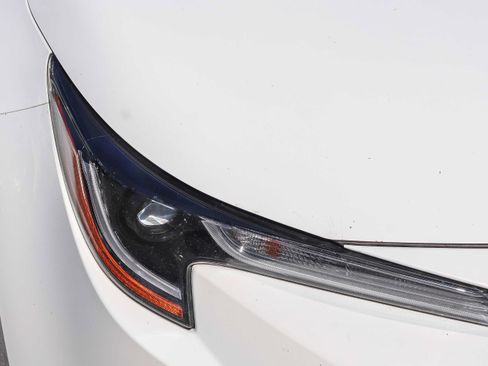 Used 2024 Toyota Corolla LE FWD image 6