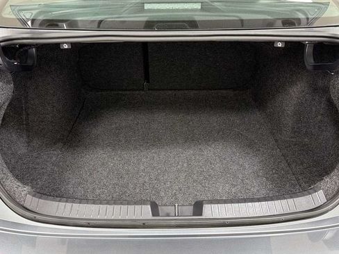 Used 2024 Volkswagen Jetta SE FWD image 27