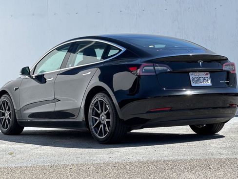 Used 2018 Tesla Model 3 Long Range AWD/4WD image 5
