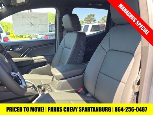 New 2025 Chevrolet Colorado LT w/ LT Convenience Package image 18