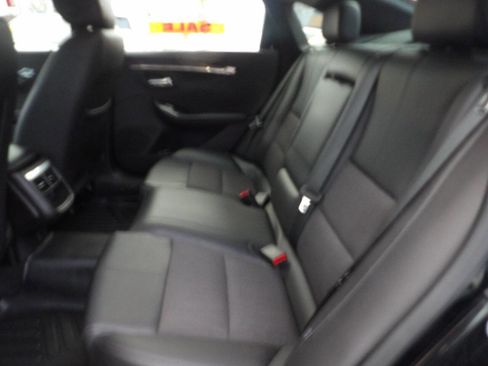 Used 2017 Chevrolet Impala LT image 9