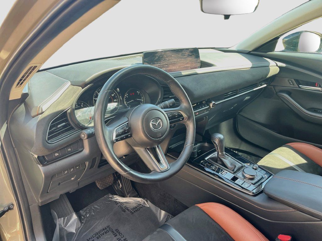 Used 2024 MAZDA CX-30 Carbon AWD/4WD image 9