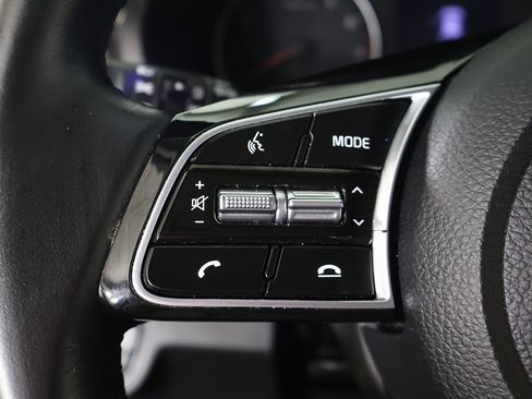 Used 2023 Kia Seltos EX image 40