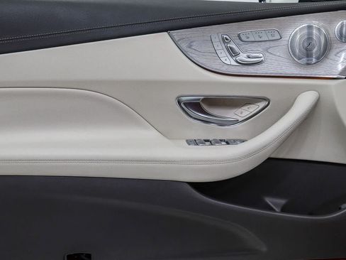 Used 2019 Mercedes-Benz E 450 Cabriolet image 26