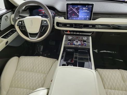 Used 2022 Lincoln Aviator Black Label Grand Touring AWD/4WD image 34