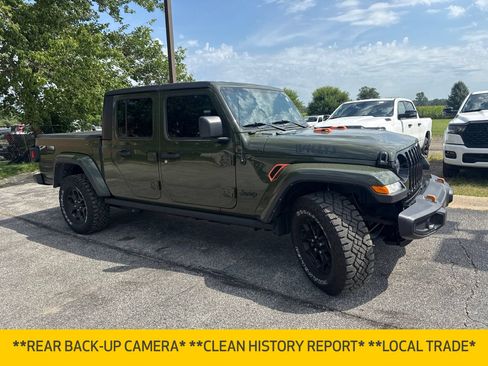 Used 2022 Jeep Gladiator Sport AWD/4WD image 5