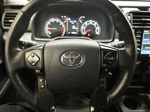 Used 2024 Toyota 4Runner TRD Off-Road Premium w/ Moonroof Package AWD/4WD image 7