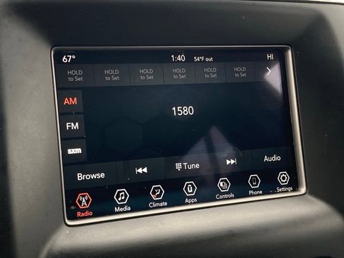 Used 2021 Jeep Grand Cherokee Laredo image 20