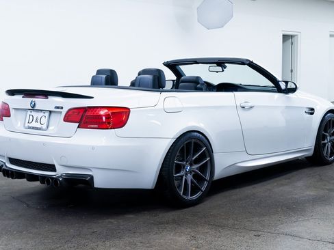 Used 2012 BMW M3 Convertible image 8