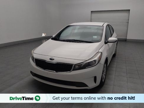 Used 2017 Kia Forte LX FWD image 1