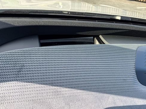 Used 2026 BMW iX xDrive45 w/ M Sport Package image 11