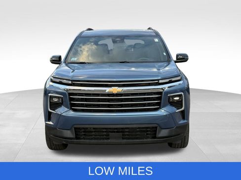 Used 2026 Chevrolet Traverse LT AWD/4WD image 12