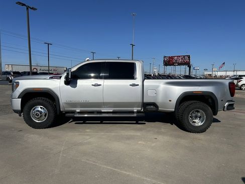 Used 2020 GMC Sierra 3500 Denali w/ Denali Ultimate Package image 2