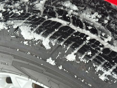 Used 2015 Chevrolet Colorado LT w/ Luxury Package image 10