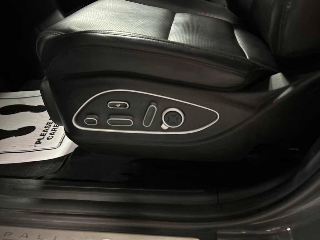 Used 2026 Hyundai Palisade Calligraphy AWD/4WD image 11