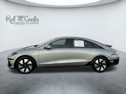 Used 2025 Hyundai Ioniq 6 SEL RWD image 2