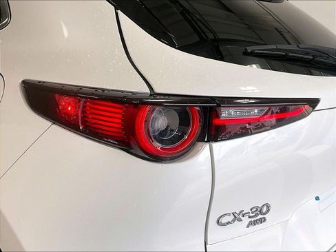 Used 2023 MAZDA CX-30 AWD 2.5 S w/ Premium Package image 34