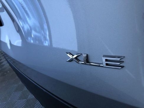 Certified 2025 Toyota Grand Highlander AWD image 17