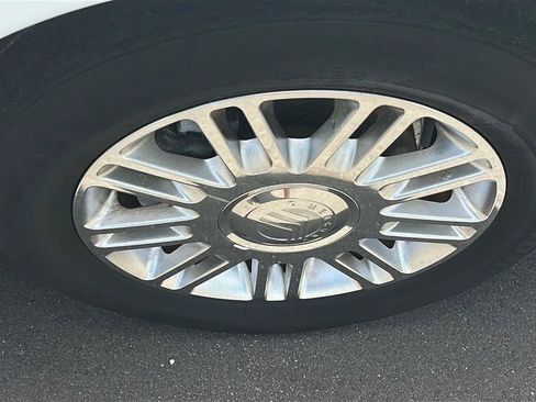 Used 2009 Mercury Grand Marquis LS RWD image 19