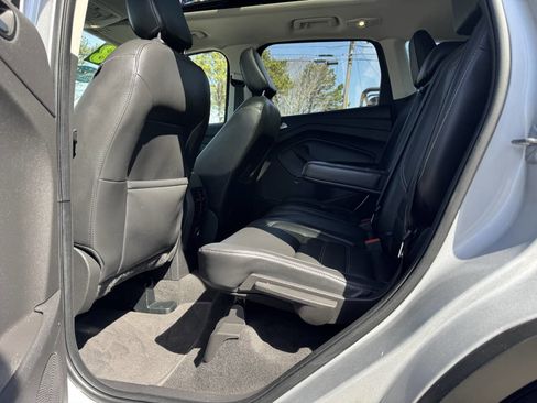 Used 2018 Ford Escape SEL image 28