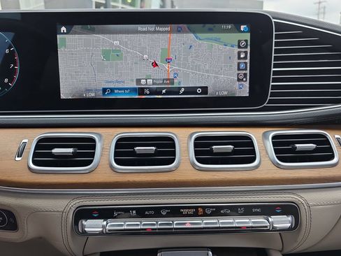 Certified 2022 Mercedes-Benz GLS 450 4MATIC image 24