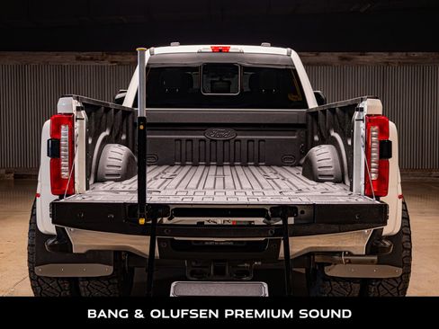 Used 2024 Ford F350 King Ranch w/ Chrome Package image 9