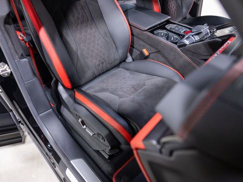 Used 2024 Lamborghini Urus S AWD/4WD image 32