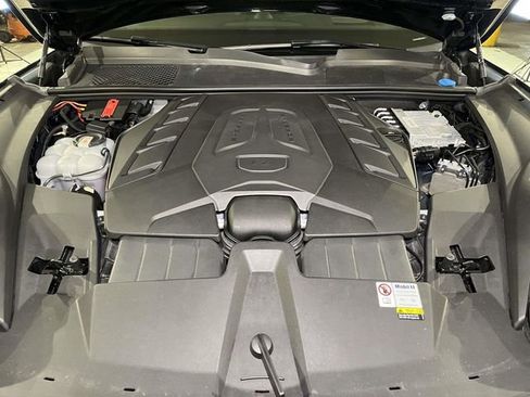 Certified 2024 Porsche Cayenne Turbo GT image 25