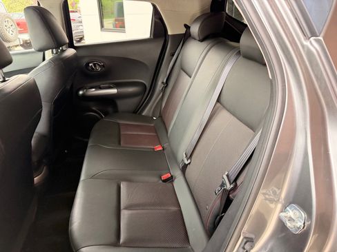 Used 2015 Nissan Juke SL AWD/4WD image 12