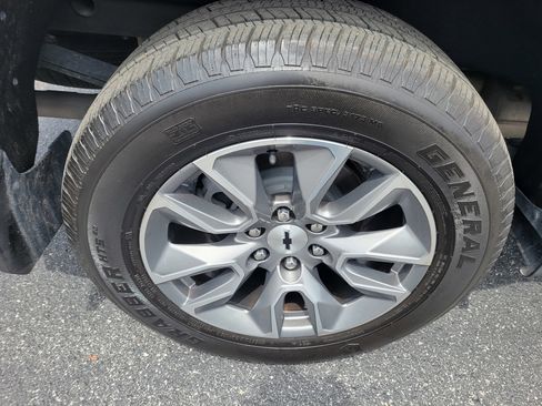 Certified 2021 Chevrolet Silverado 1500 RST AWD/4WD image 38