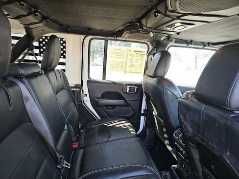 Used 2023 Jeep Wrangler Sahara w/ Cold Weather Group image 16