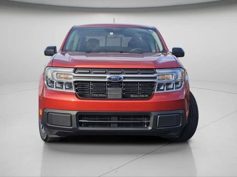 Used 2024 Ford Maverick Lariat image 3