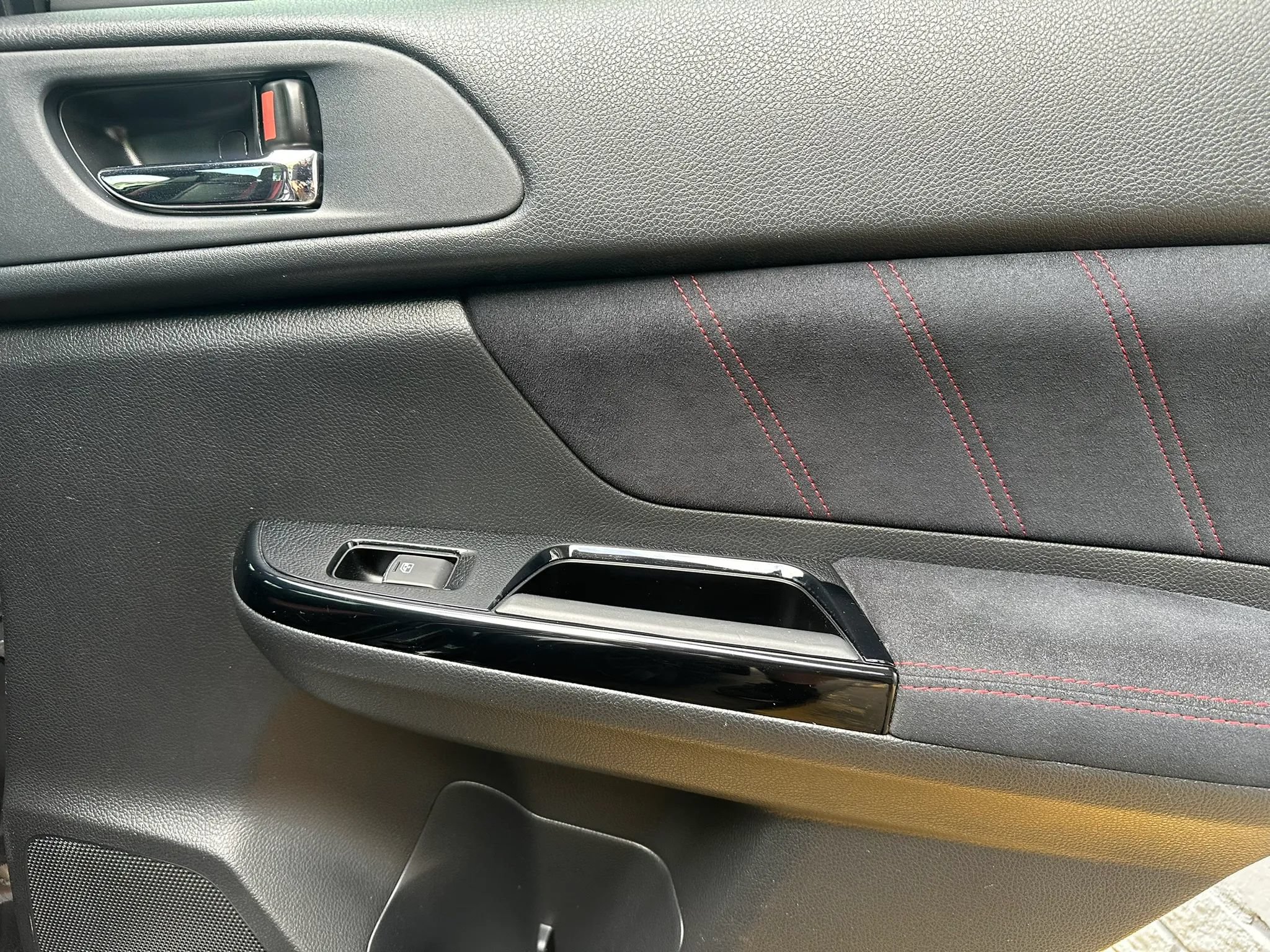Used 2019 Subaru WRX STI AWD/4WD image 13