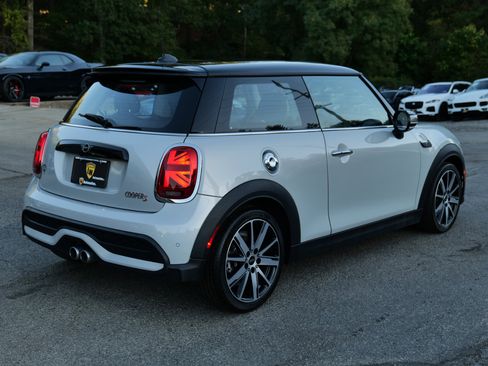 Used 2023 MINI Cooper S image 69