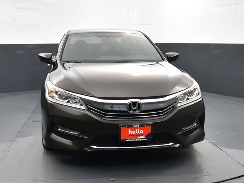 Used 2016 Honda Accord Sport image 4