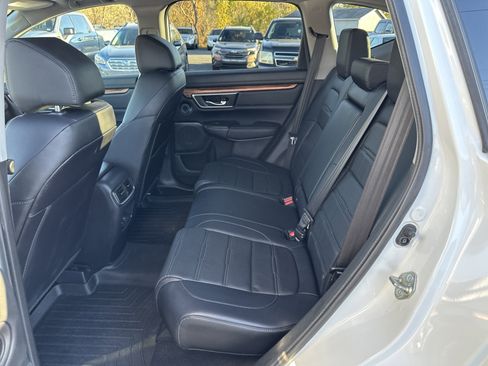 Used 2018 Honda CR-V Touring image 13
