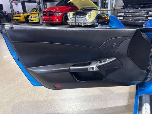Used 2009 Chevrolet Corvette Convertible RWD image 90