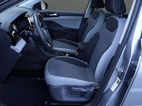 Certified 2023 Volkswagen Taos S FWD image 13