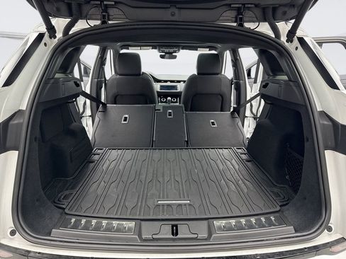 Used 2023 Land Rover Range Rover Evoque R-Dynamic S image 22