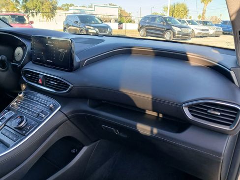 Used 2023 Hyundai Santa Fe Limited image 16