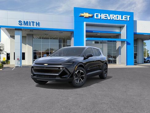 New 2026 Chevrolet Equinox EV LT image 8