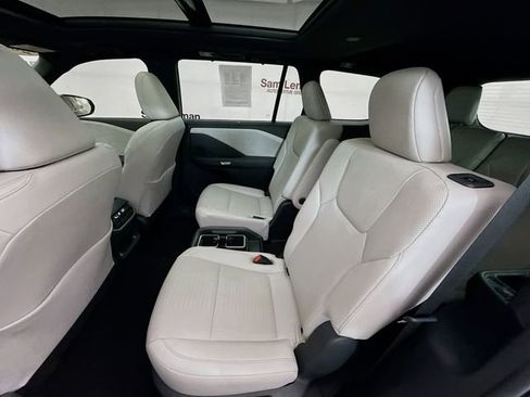 Used 2024 Lexus TX 350 AWD w/ Captains Chair Package image 25