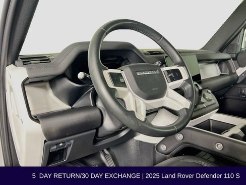 Used 2025 Land Rover Defender 110 S AWD/4WD image 10