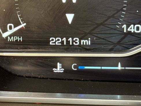 Used 2023 GMC Yukon SLT w/ SLT Luxury Package image 21