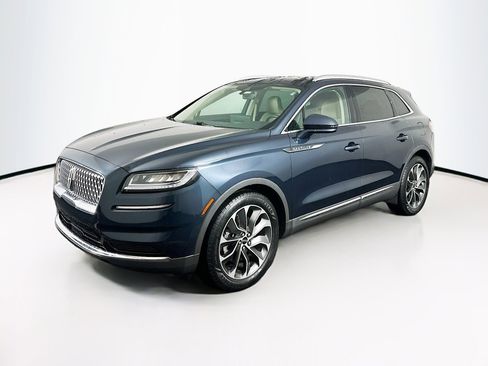 Used 2021 Lincoln Nautilus Reserve w/ Class II Trailer Tow Package image 3