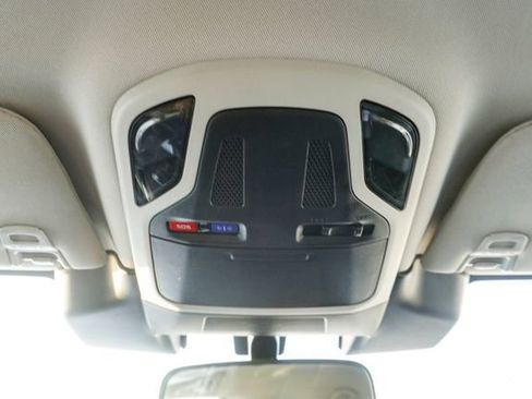 Used 2024 Subaru Outback Premium image 23