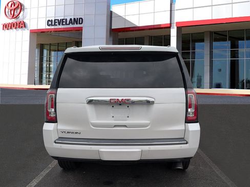 Used 2019 GMC Yukon Denali w/ Denali Ultimate Package RWD image 5