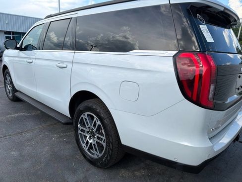 Used 2025 Ford Expedition Max Active AWD/4WD image 28