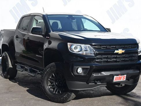 Used 2021 Chevrolet Colorado LT w/ Safety Package image 3