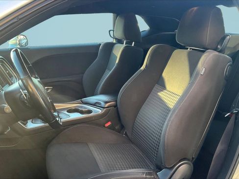 Used 2020 Dodge Challenger R/T image 25